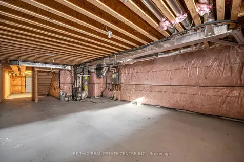 11 Donald Ficht Crescent Brampton ON L7A 5H8