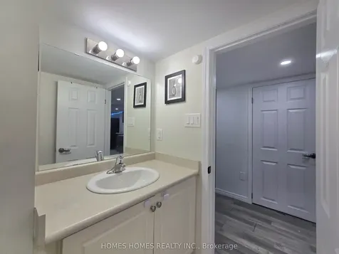 170 Golden Springs Drive Brampton ON L7A 4N9