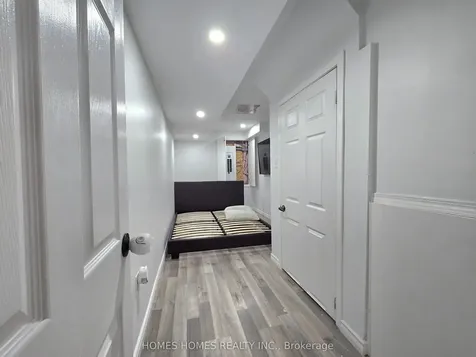 170 Golden Springs Drive Brampton ON L7A 4N9