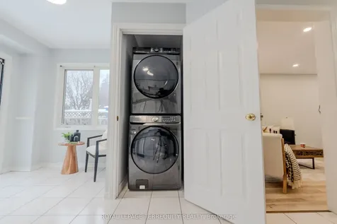 13 Southwell Place Brampton ON L6Z 4S8