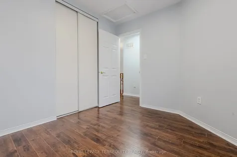 13 Southwell Place Brampton ON L6Z 4S8