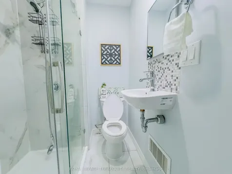 13 Southwell Place Brampton ON L6Z 4S8