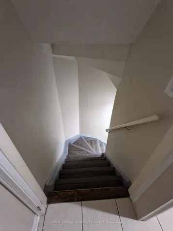 13 Southwell Place Brampton ON L6Z 4S8