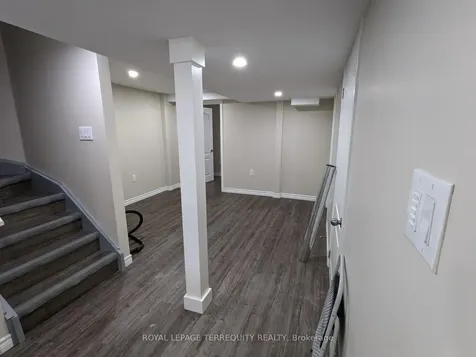 13 Southwell Place Brampton ON L6Z 4S8