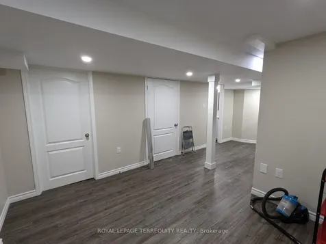 13 Southwell Place Brampton ON L6Z 4S8