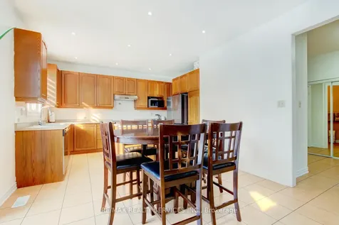 38 Cape Dorset Crescent Brampton ON L6R 3L2