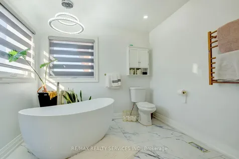 38 Cape Dorset Crescent Brampton ON L6R 3L2