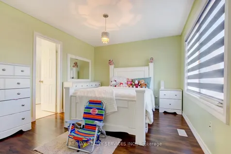 38 Cape Dorset Crescent Brampton ON L6R 3L2