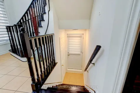 38 Cape Dorset Crescent Brampton ON L6R 3L2