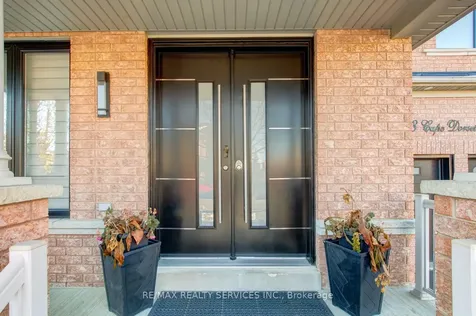 38 Cape Dorset Crescent Brampton ON L6R 3L2