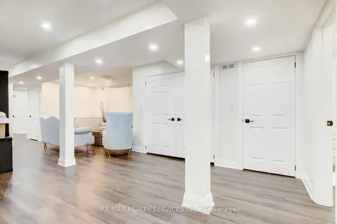 38 Cape Dorset Crescent Brampton ON L6R 3L2