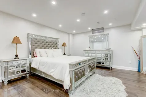 38 Cape Dorset Crescent Brampton ON L6R 3L2