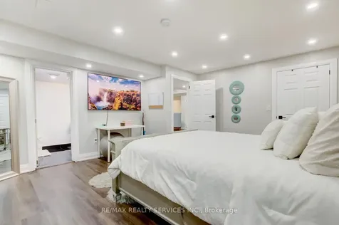 38 Cape Dorset Crescent Brampton ON L6R 3L2