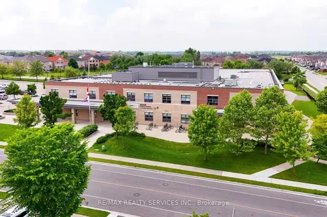 38 Cape Dorset Crescent Brampton ON L6R 3L2