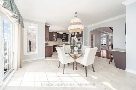 10 Agincourt Circle Brampton ON L6X 2M4