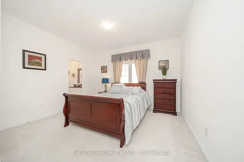 10 Agincourt Circle Brampton ON L6X 2M4