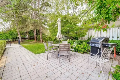 1201 North Shore Boulevard E Burlington ON L7S 1Z5