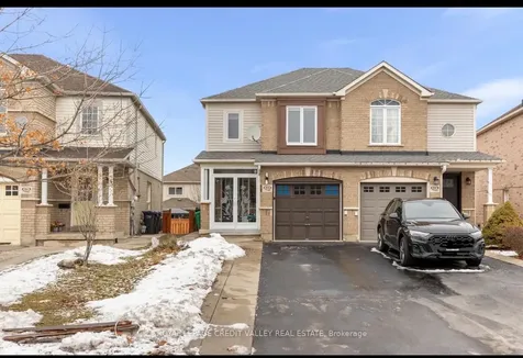 84 Whiteface Crescent Brampton ON L6X 4X3