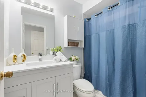 84 Whiteface Crescent Brampton ON L6X 4X3