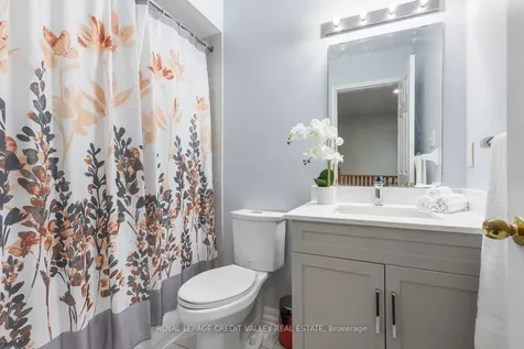 84 Whiteface Crescent Brampton ON L6X 4X3