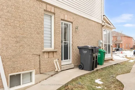 84 Whiteface Crescent Brampton ON L6X 4X3