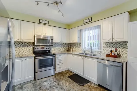 41 Jay Street Brampton ON L6Z 3V6