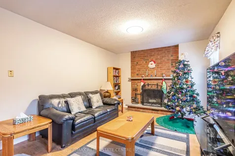 40 Cranmore Court Brampton ON L6Z 2Z8