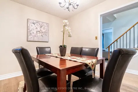 40 Cranmore Court Brampton ON L6Z 2Z8