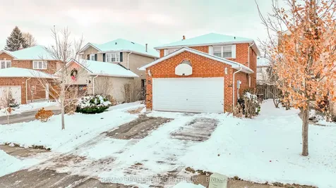 40 Cranmore Court Brampton ON L6Z 2Z8