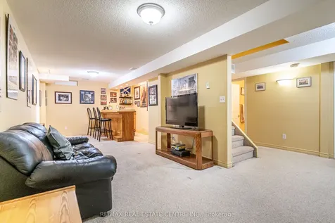 40 Cranmore Court Brampton ON L6Z 2Z8