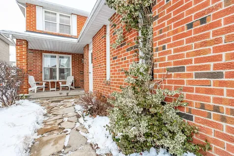 40 Cranmore Court Brampton ON L6Z 2Z8