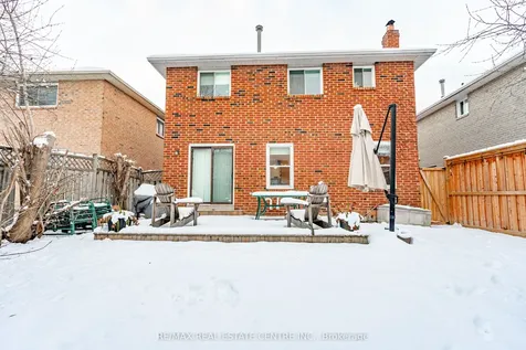 40 Cranmore Court Brampton ON L6Z 2Z8