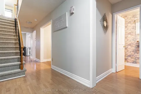 40 Cranmore Court Brampton ON L6Z 2Z8