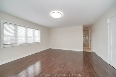 23 Vespahills Crescent Brampton ON L6P 2V2