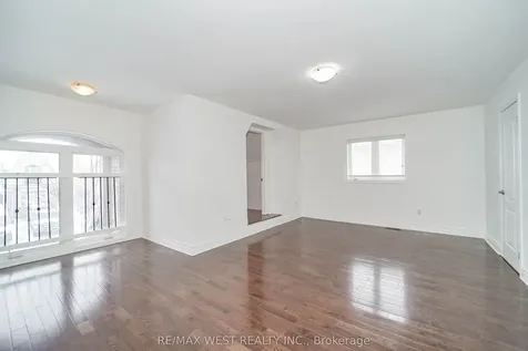 23 Vespahills Crescent Brampton ON L6P 2V2