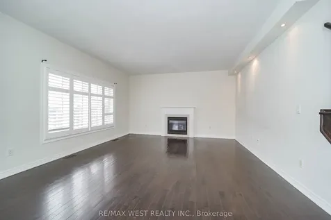 23 Vespahills Crescent Brampton ON L6P 2V2