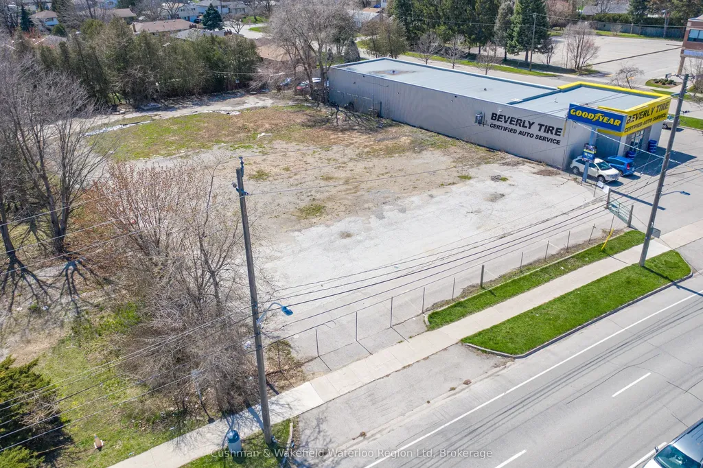 480 Guelph Line Burlington ON L7R 3M1