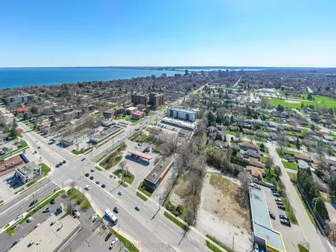480 Guelph Line Burlington ON L7R 3M1