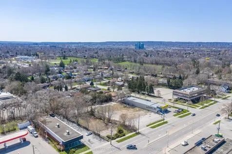 480 Guelph Line Burlington ON L7R 3M1
