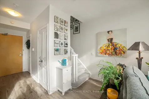 220 Burnhamthorpe Road W Mississauga ON L5B 4N4