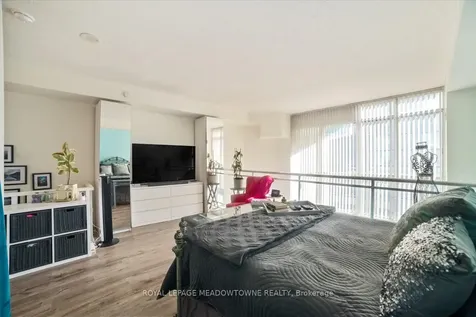 220 Burnhamthorpe Road W Mississauga ON L5B 4N4