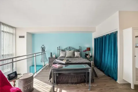 220 Burnhamthorpe Road W Mississauga ON L5B 4N4