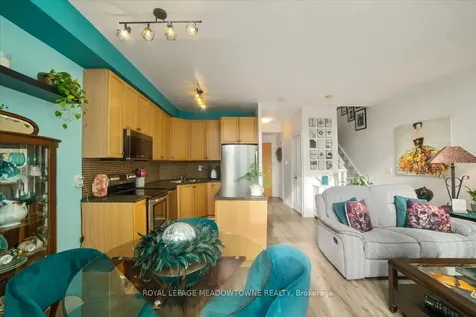 220 Burnhamthorpe Road W Mississauga ON L5B 4N4