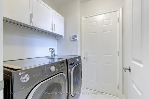 29 Novice Drive Brampton ON L7A 4X1