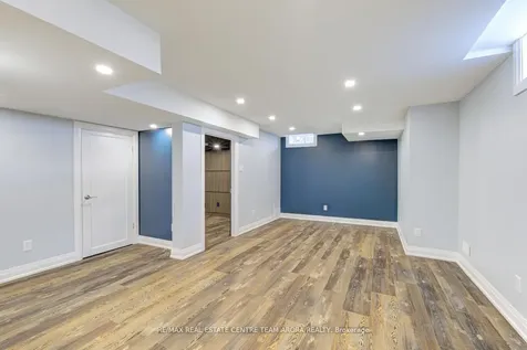 29 Novice Drive Brampton ON L7A 4X1