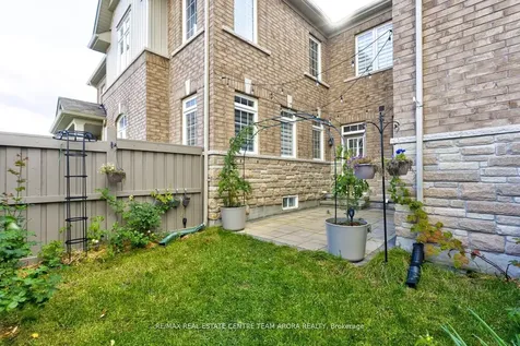 29 Novice Drive Brampton ON L7A 4X1