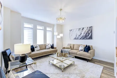 29 Novice Drive Brampton ON L7A 4X1