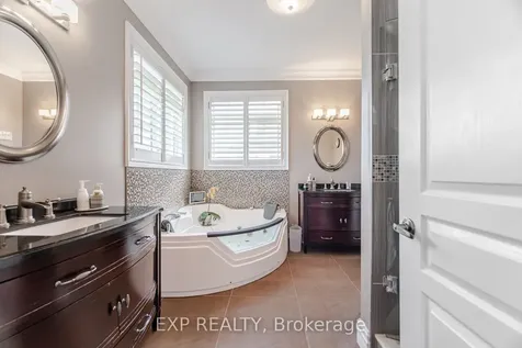 37 Links Lane Brampton ON L6Y 5H2