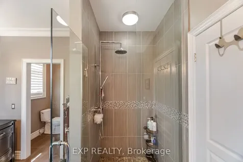 37 Links Lane Brampton ON L6Y 5H2