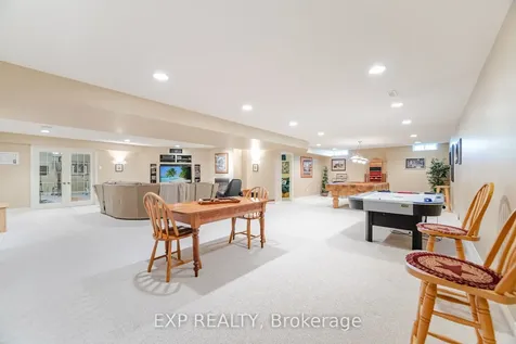 37 Links Lane Brampton ON L6Y 5H2